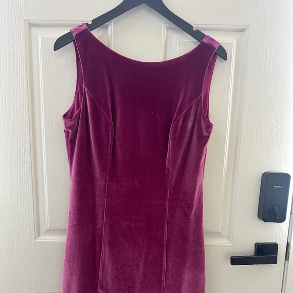 Hutch Velvet Bow Mini Dresd - Picture 1 of 4